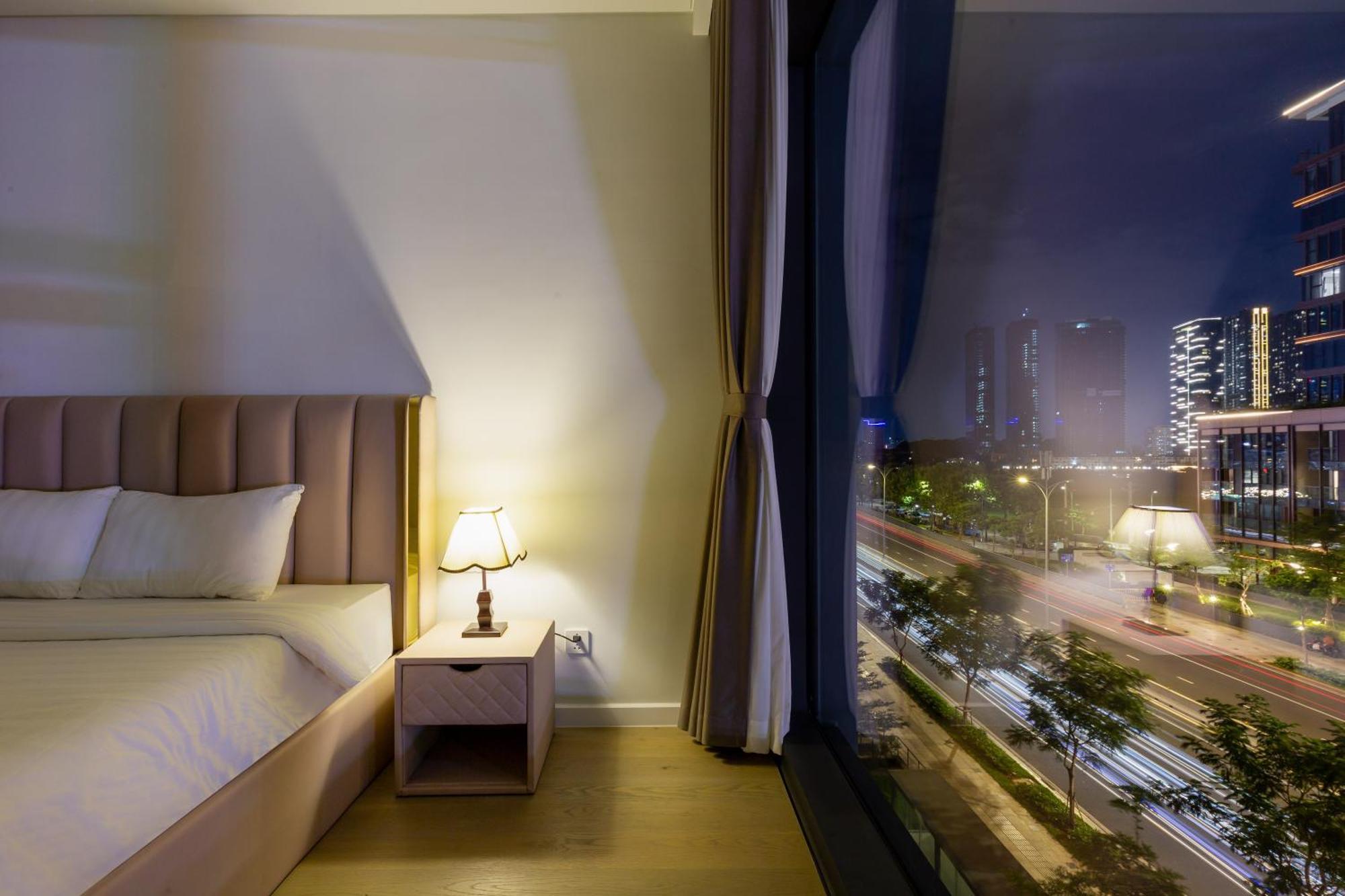 The Opera Apartment Cental Saigon Free Pool-Gym-Sauna Room- Golf Mini Хошимин Экстерьер фото