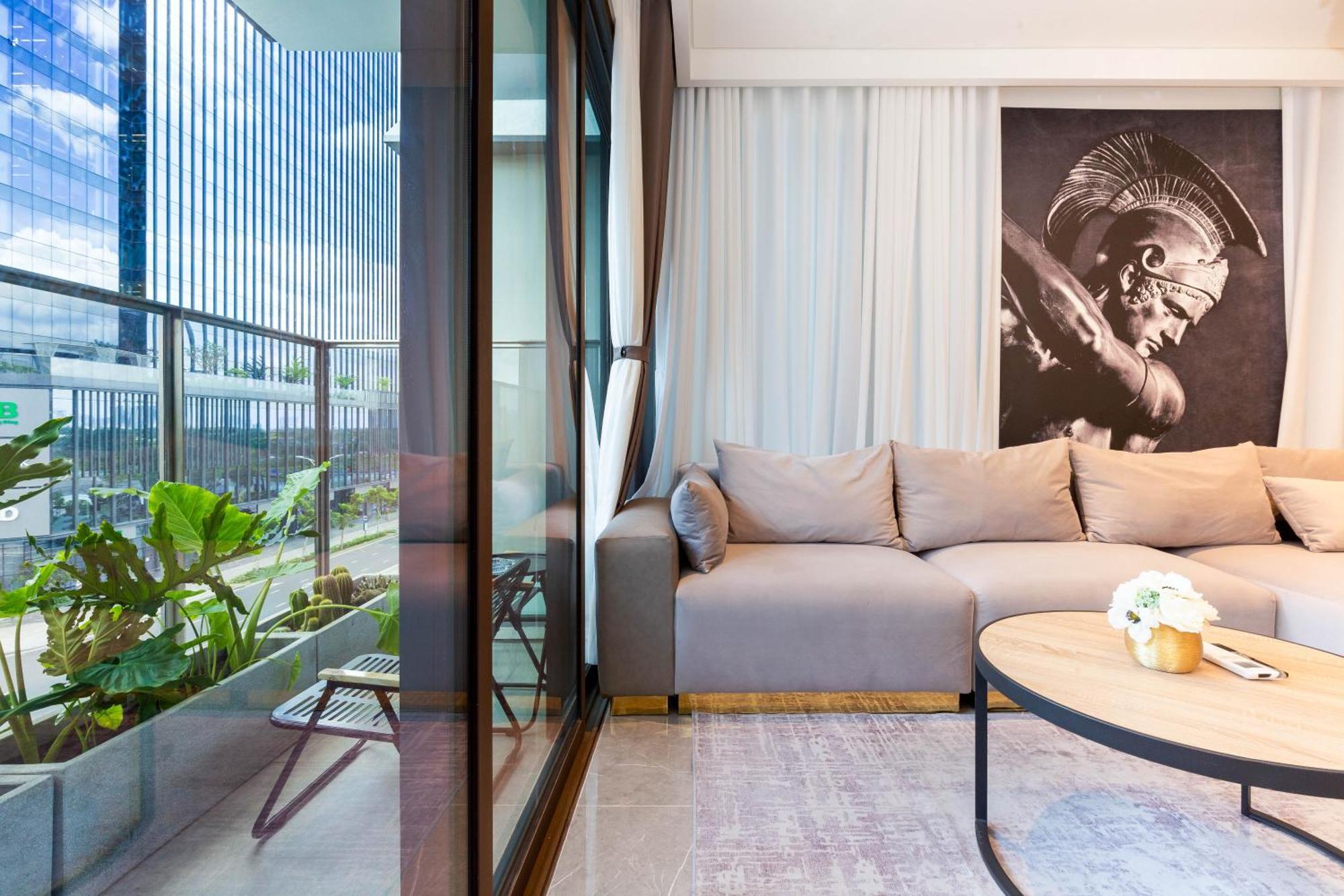 The Opera Apartment Cental Saigon Free Pool-Gym-Sauna Room- Golf Mini Хошимин Экстерьер фото